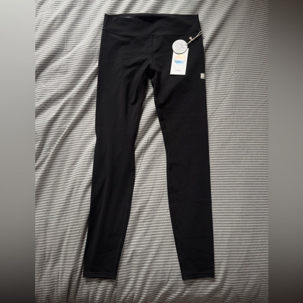 NWT Vuori All The Fells LR Legging Black Size Small
